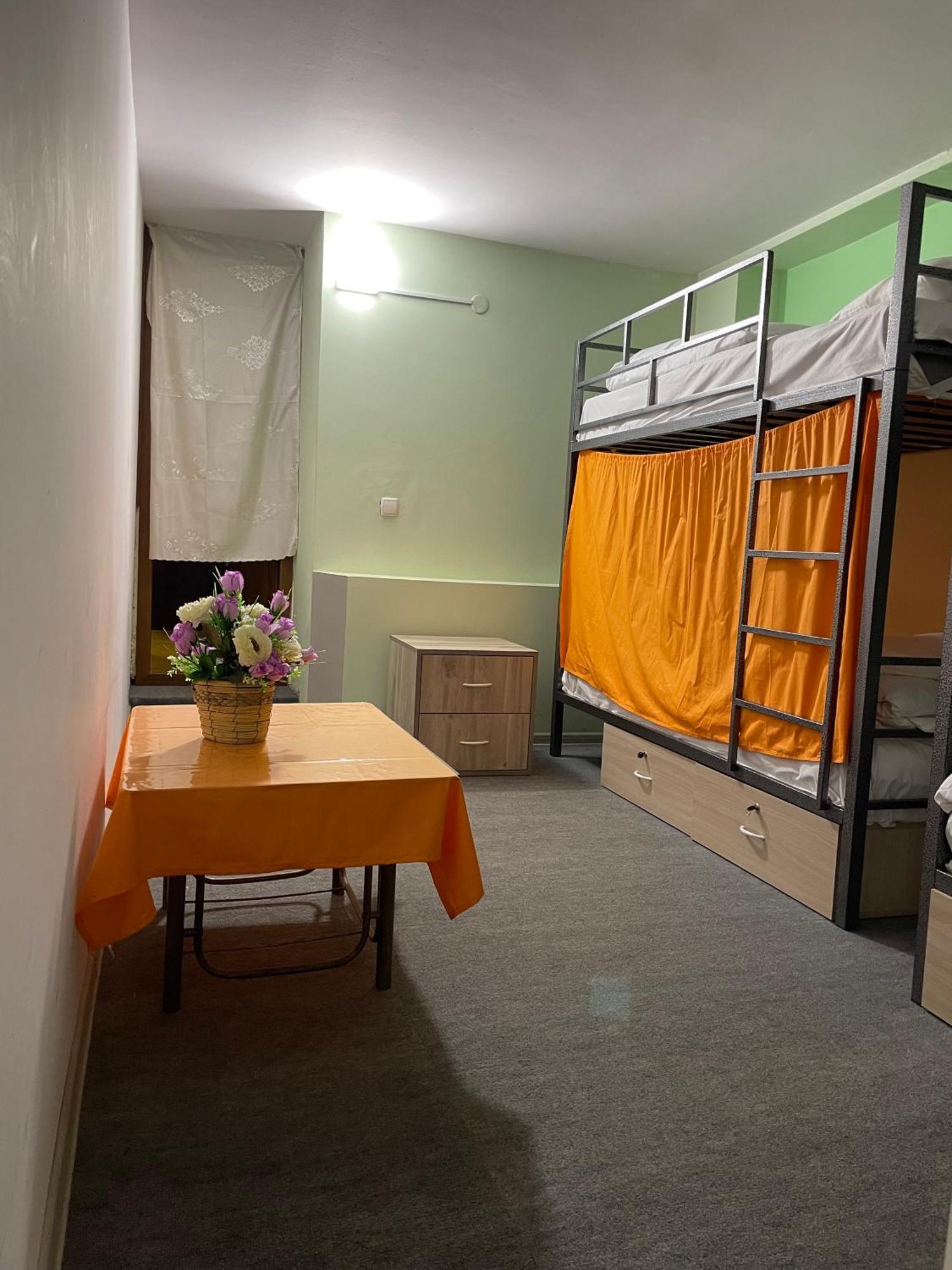 N 1 Hostel Yerevan Exterior photo