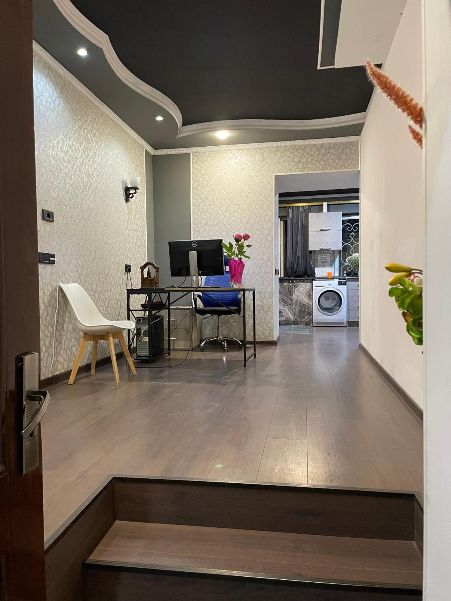 N 1 Hostel Yerevan Exterior photo